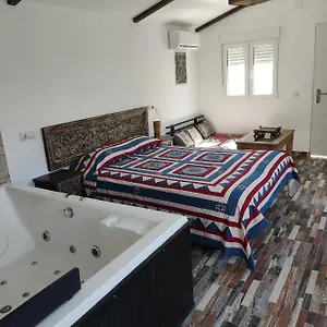https://villa-bali-con-jacuzzi-climatizado-y-piscina.es-andalucia.com